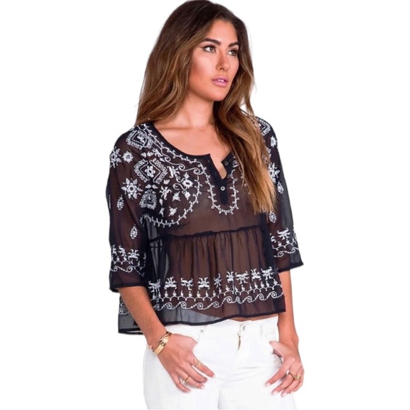 Free People Boho Blues Top Medium 6 8 Navy Bold Embroidery Blouse Shirt Breezy - Picture 5 of 14